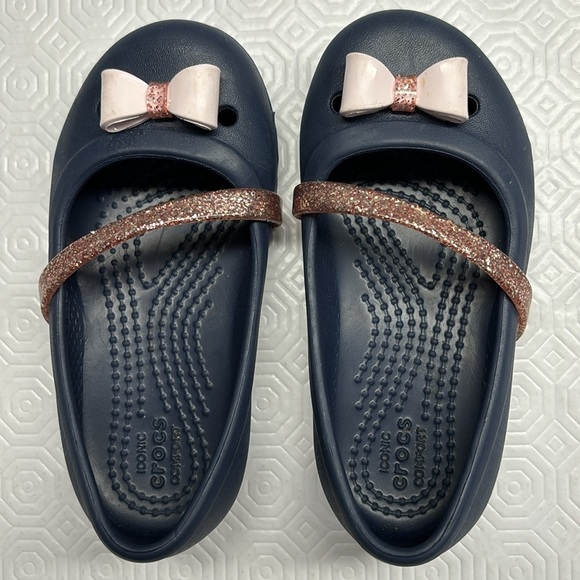 Crocs Slip On Shoes Navy Blue with Pink Bows and Glitter Strap Child’s Size 8 - Picture 6 of 10